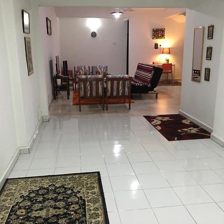 Rb Double Storey Bandar Tasik Selatan Homestay Kuala Lumpur Dış mekan fotoğraf